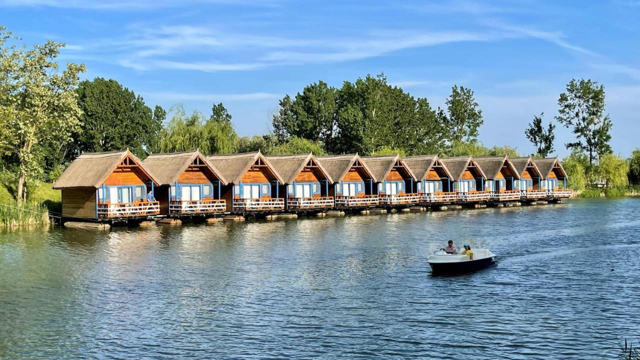 Zaga Zaga Sat Hotel Tecuci Ngoại thất bức ảnh